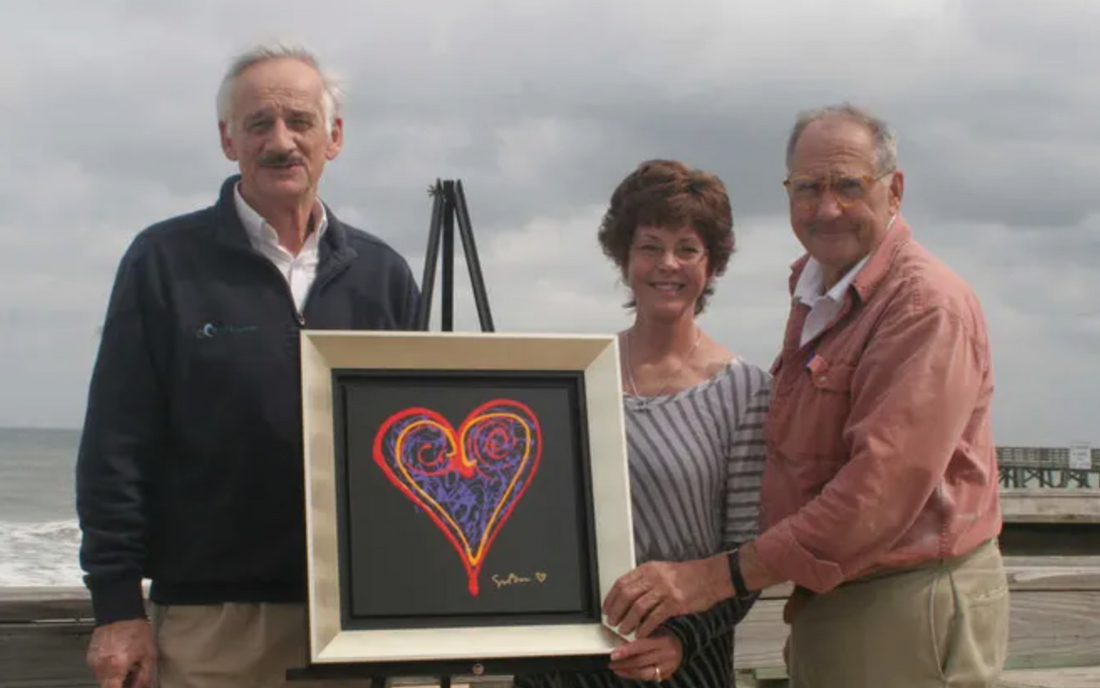 Artist donates painting to benefit local whale project